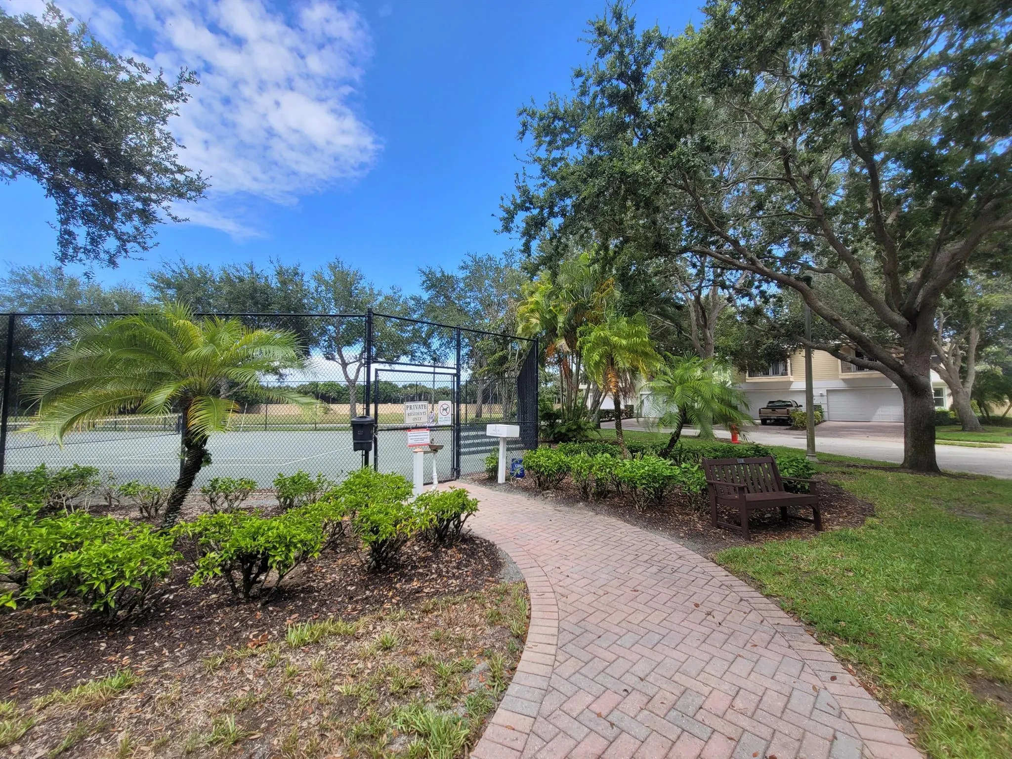 1825 Bridgepointe Circle, #14