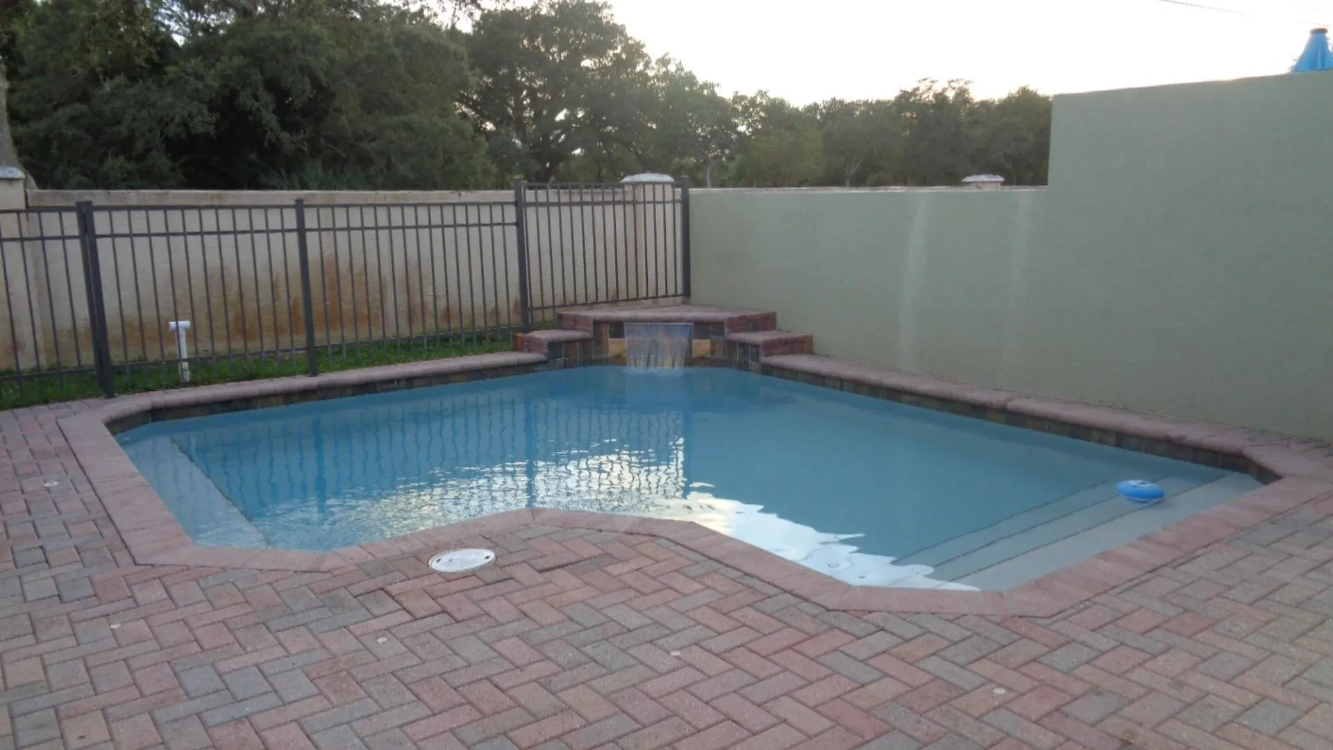 1825 Bridgepointe Circle, #14