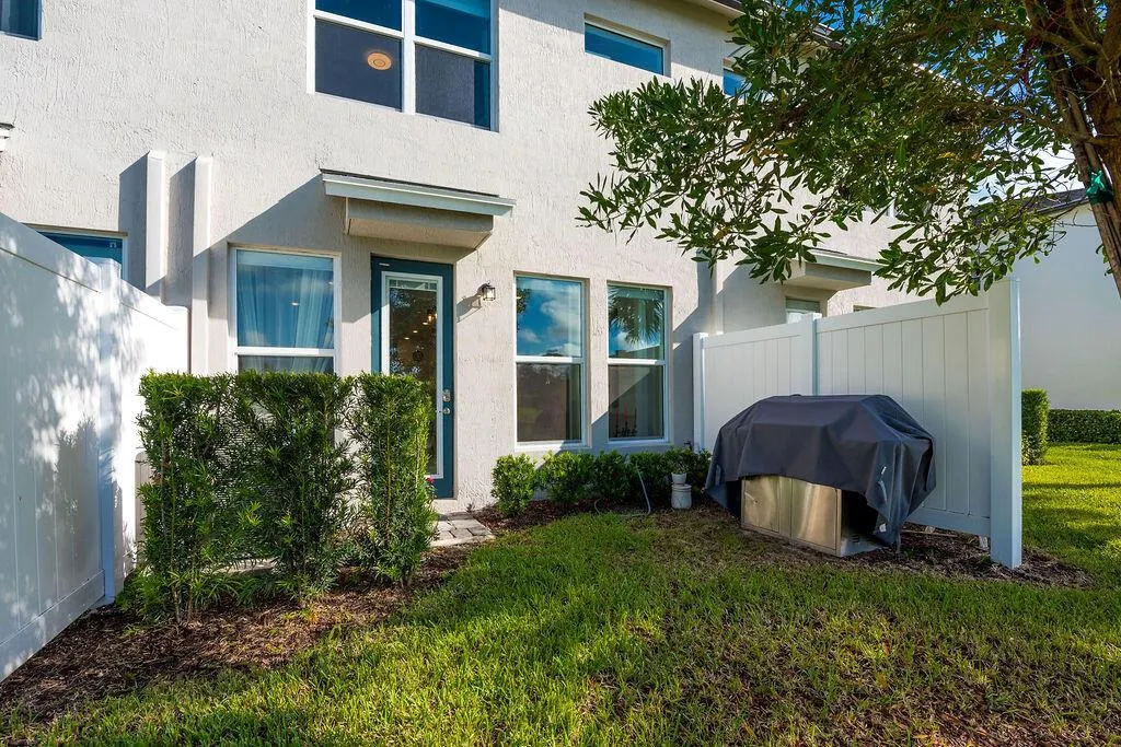 6108 Rancho Lane