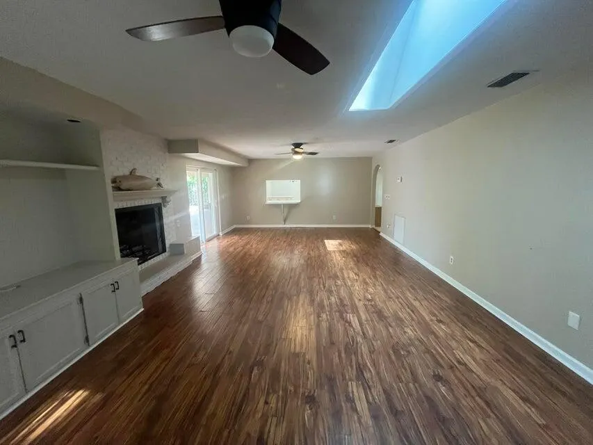 115 36th Court