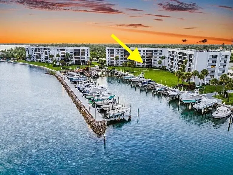 1648 Jupiter Cove Drive, #210