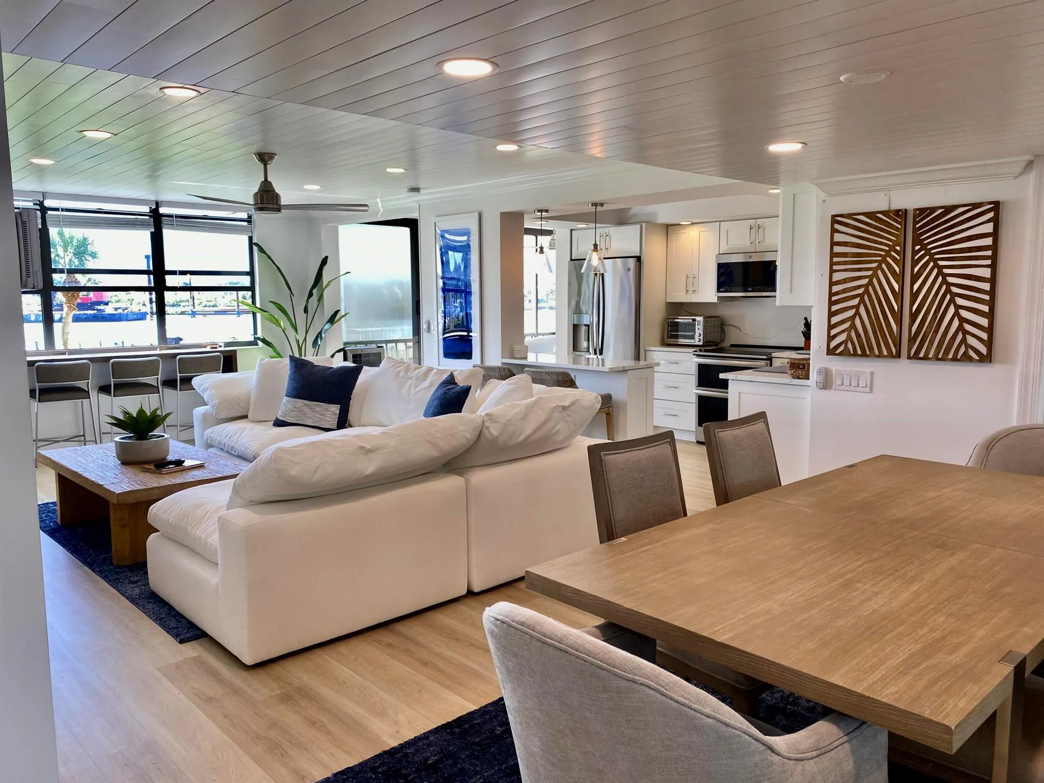 1648 Jupiter Cove Drive, #210