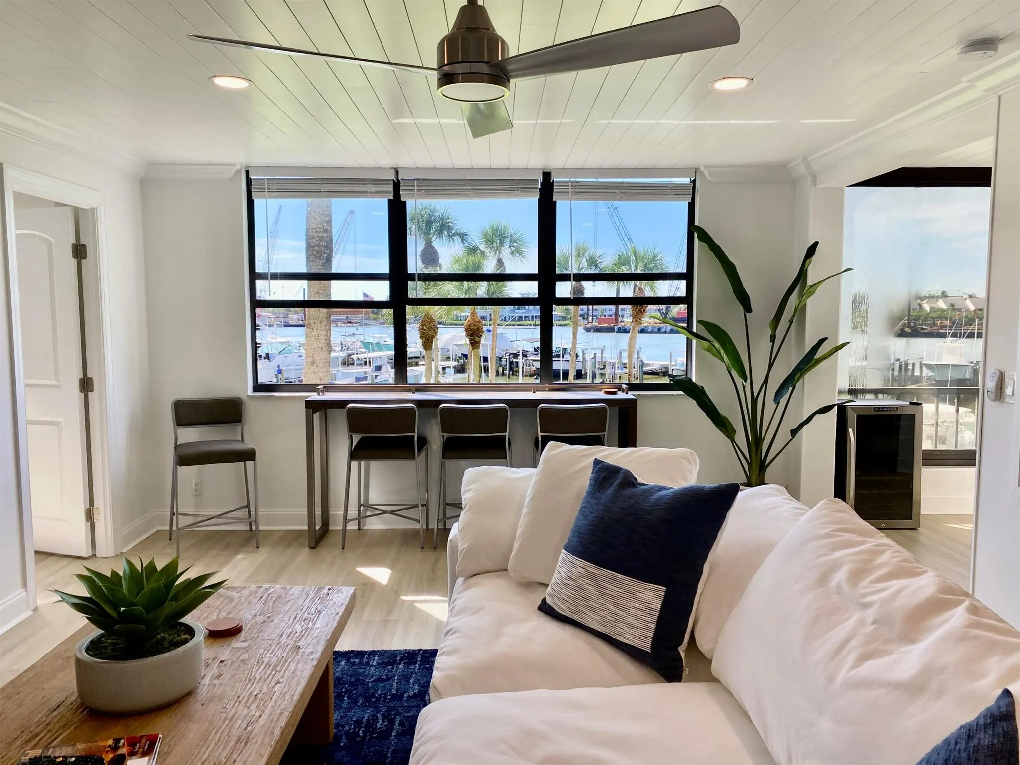 1648 Jupiter Cove Drive, #210