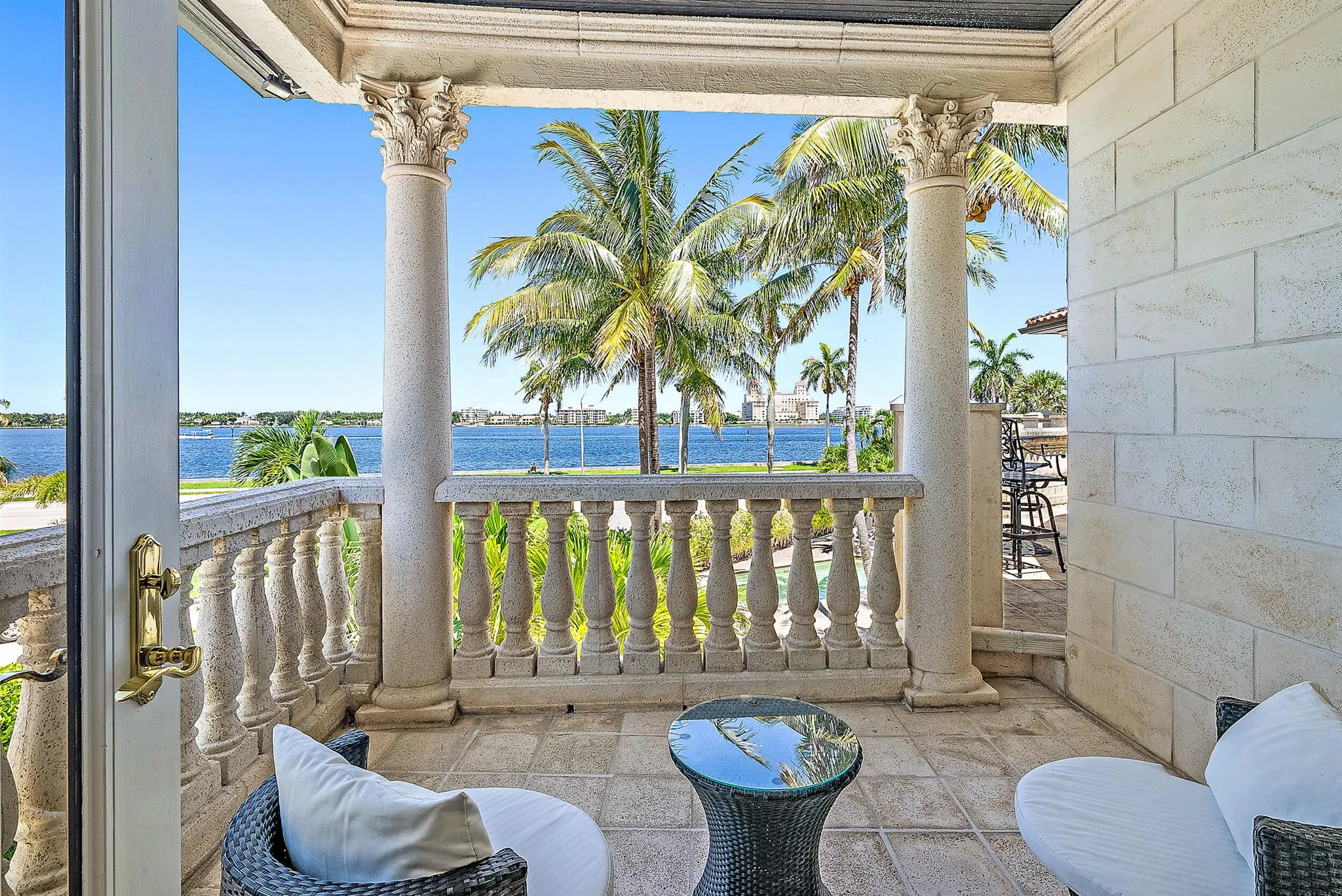1017 N Flagler Drive
