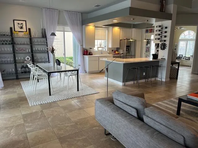 8247 Xanthus Lane