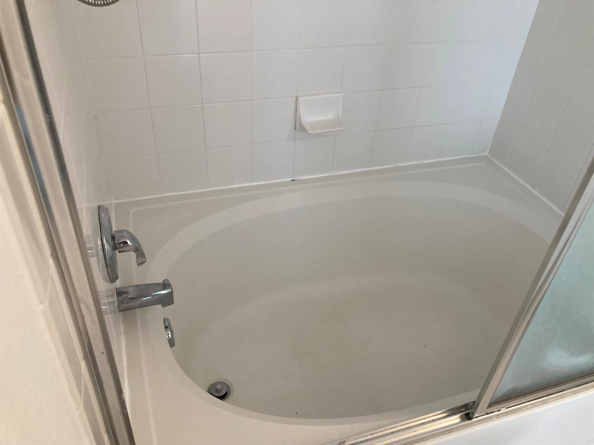 2807 Veronia Drive, #106
