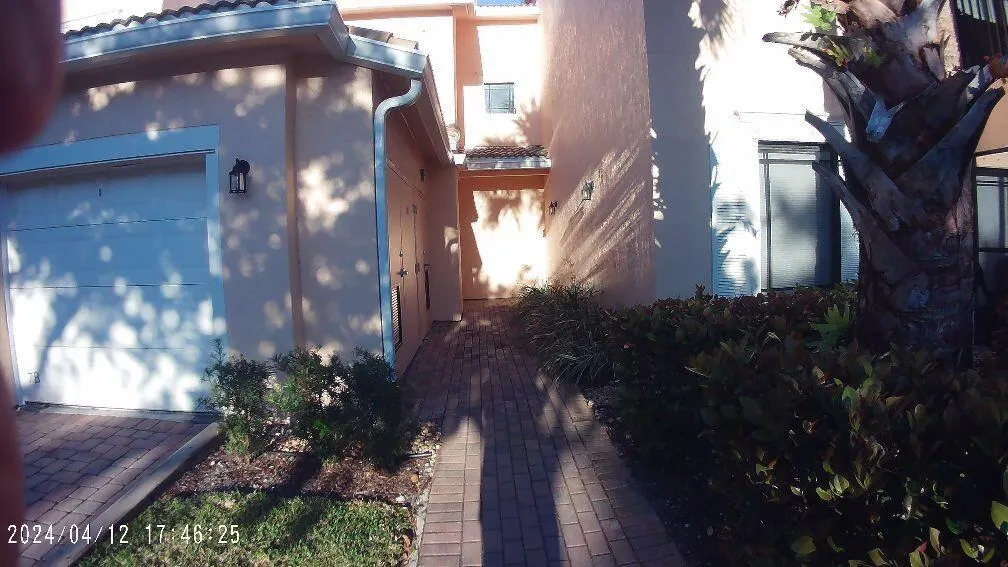 2807 Veronia Drive, #106