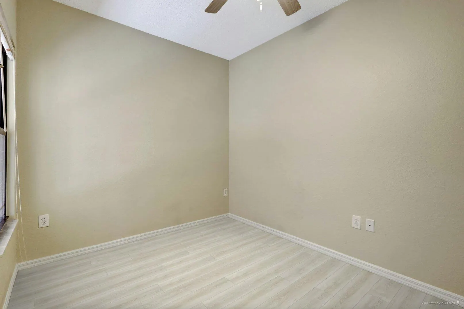 2807 Veronia Drive, #106