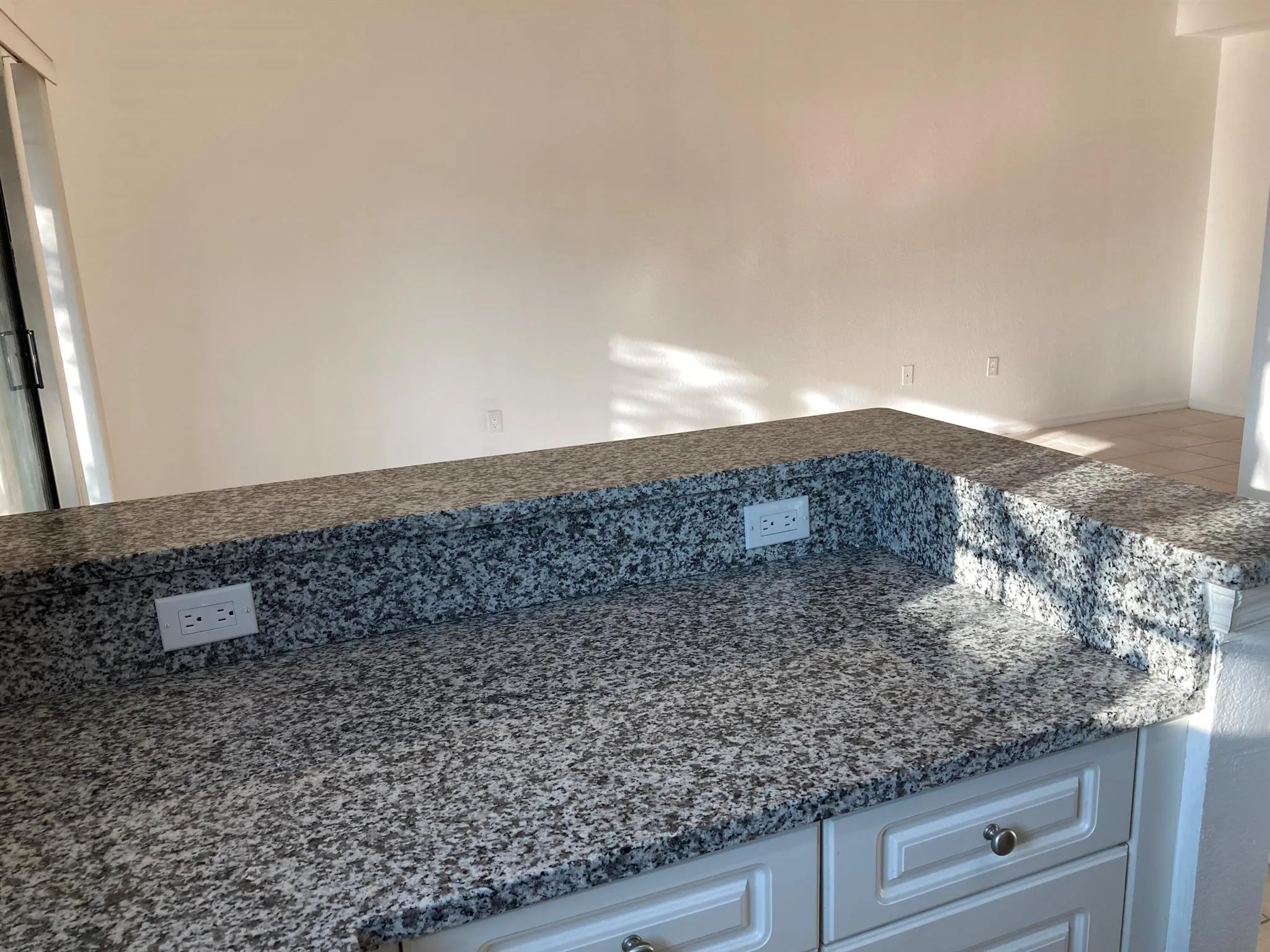 2807 Veronia Drive, #106