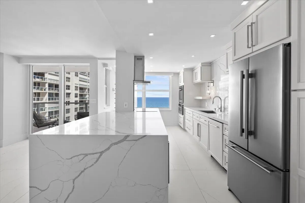 4300 N Ocean Boulevard, #15d