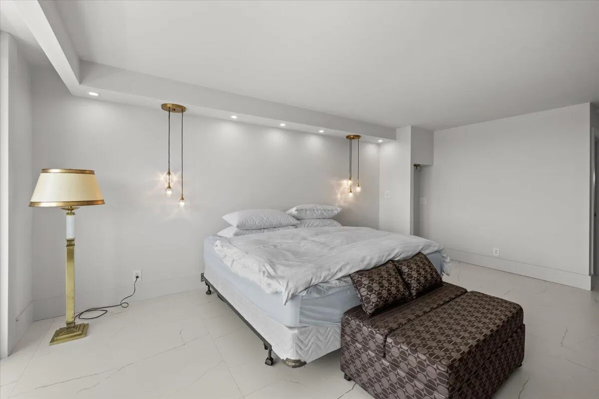 4300 N Ocean Boulevard, #15d