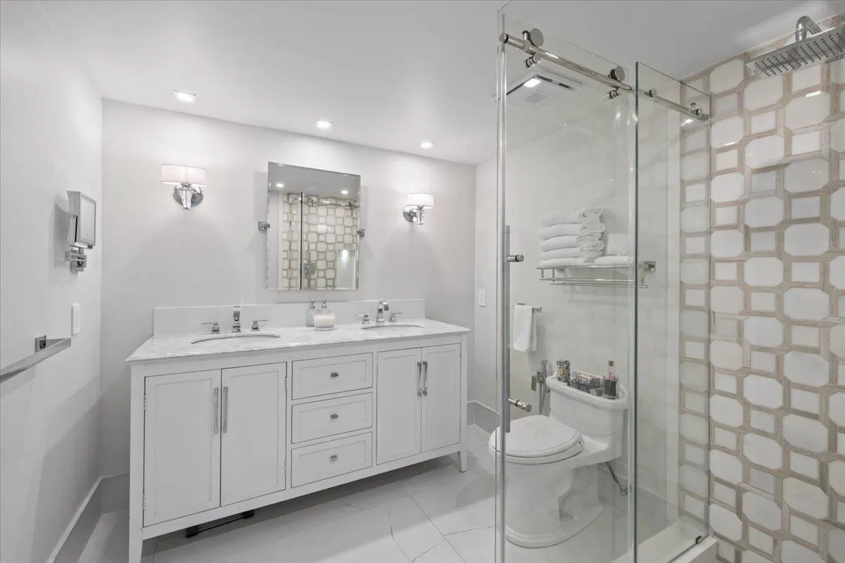 4300 N Ocean Boulevard, #15d