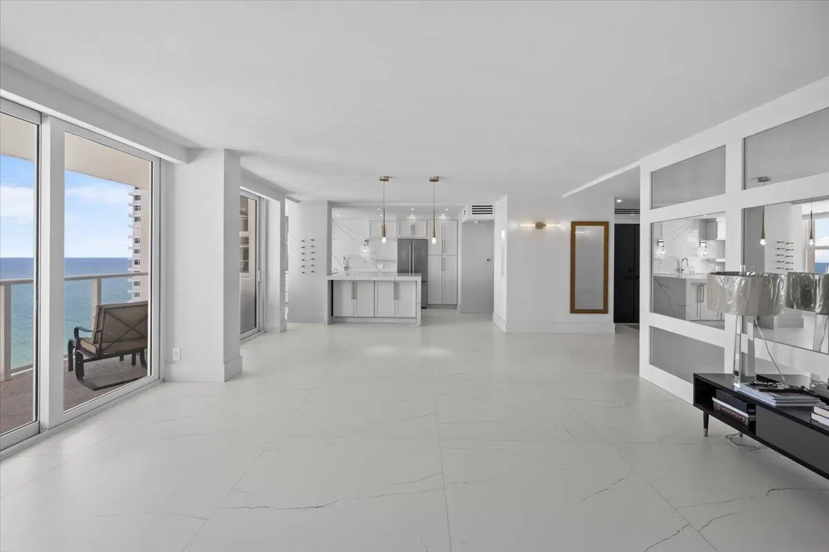 4300 N Ocean Boulevard, #15d