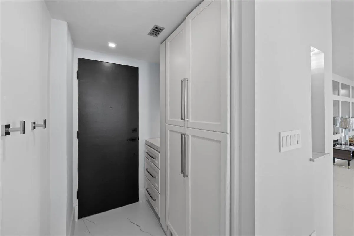 4300 N Ocean Boulevard, #15d