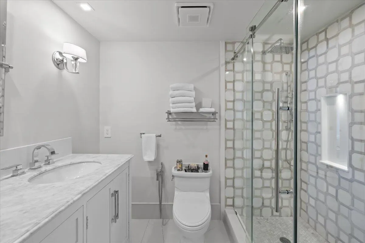 4300 N Ocean Boulevard, #15d