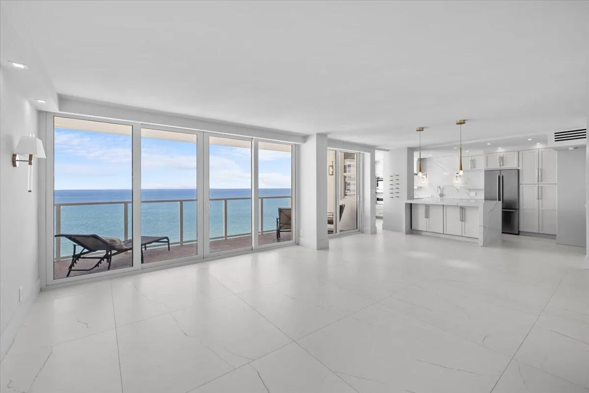 4300 N Ocean Boulevard, #15d