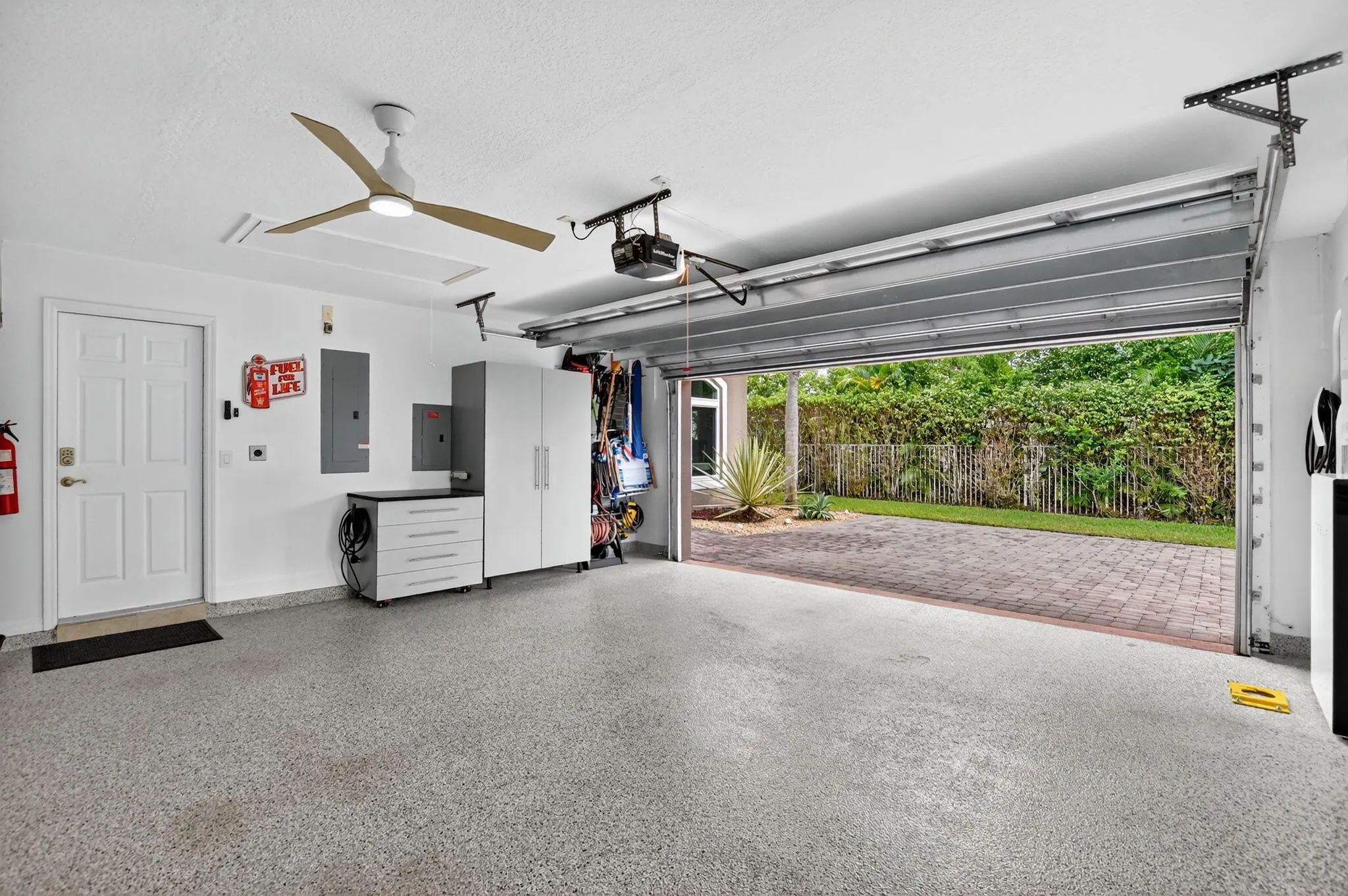 20921 La Plata Court