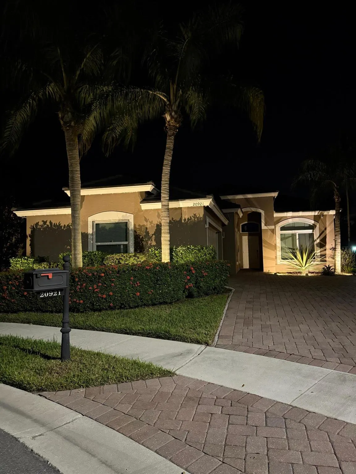 20921 La Plata Court