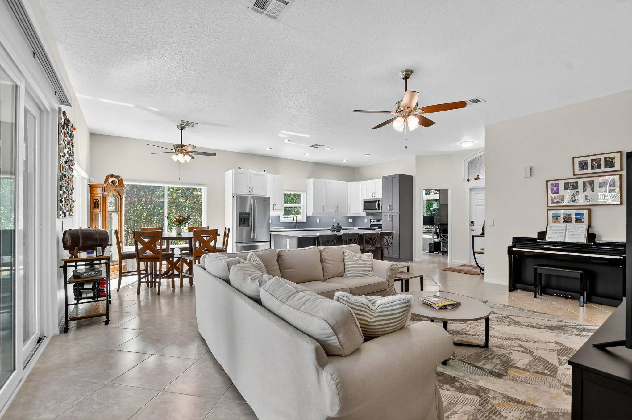 20921 La Plata Court