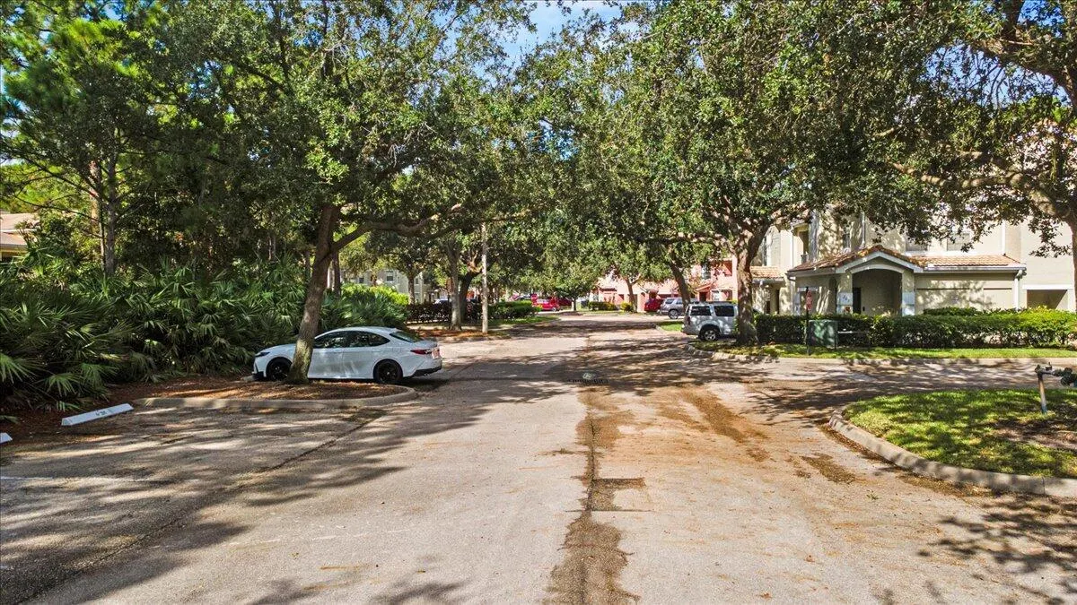 110 SW Peacock Boulevard, #6101