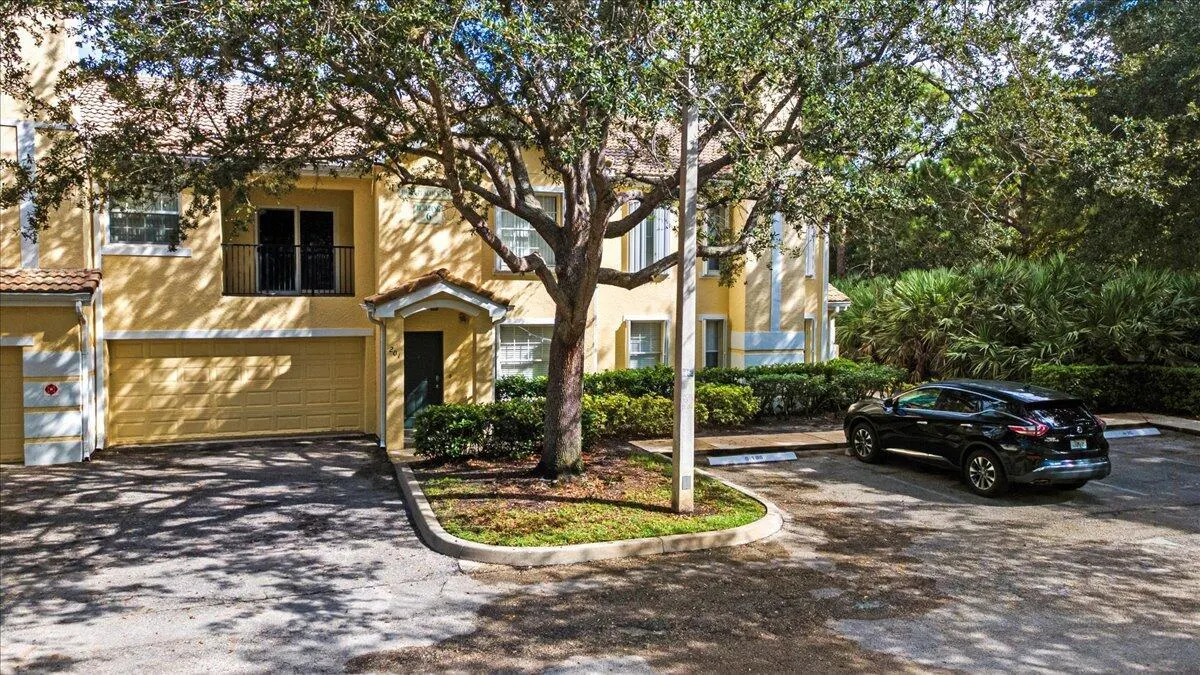 110 SW Peacock Boulevard, #6101