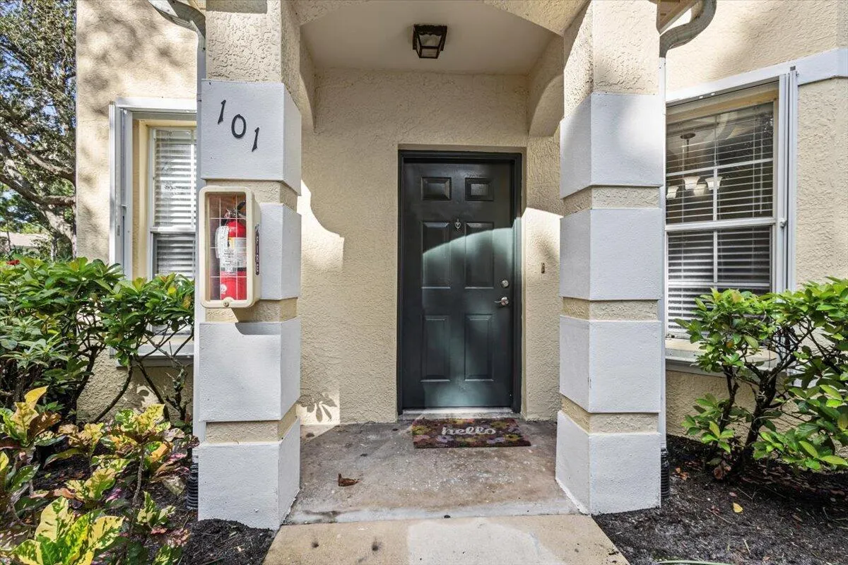 110 SW Peacock Boulevard, #6101
