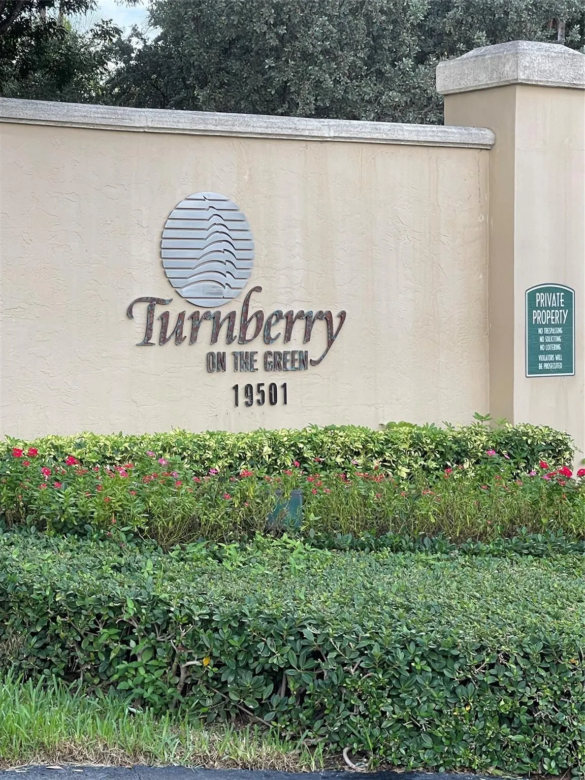 19501 W Country Club Drive, #605
