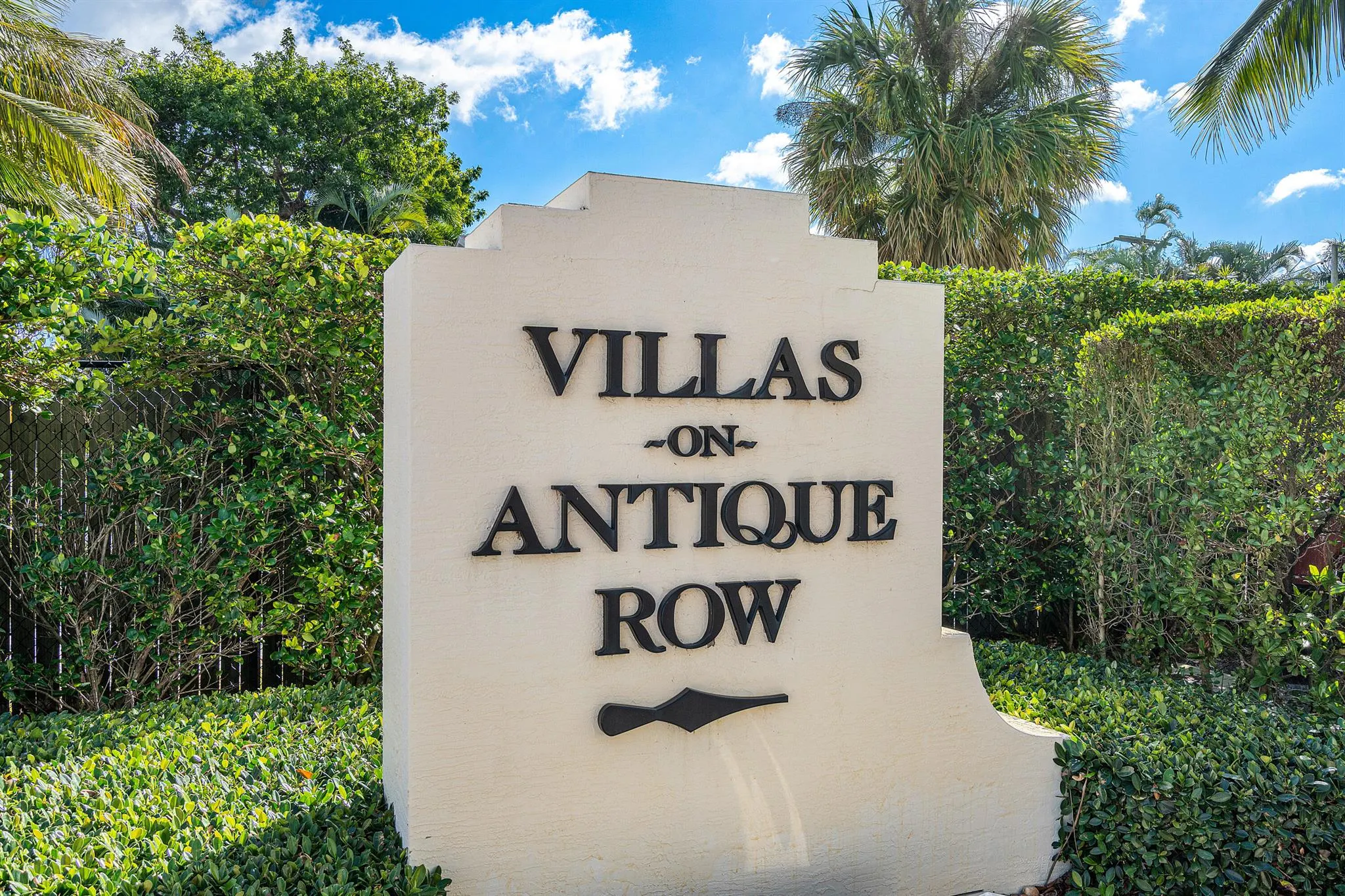 3620 S Dixie Highway, #240