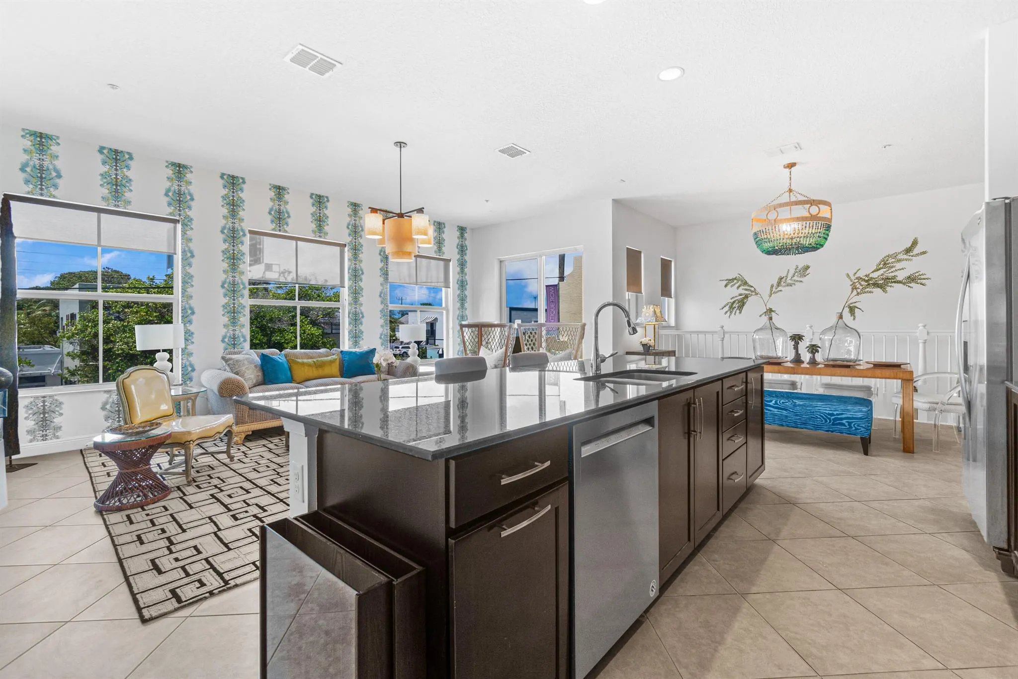 3620 S Dixie Highway, #240
