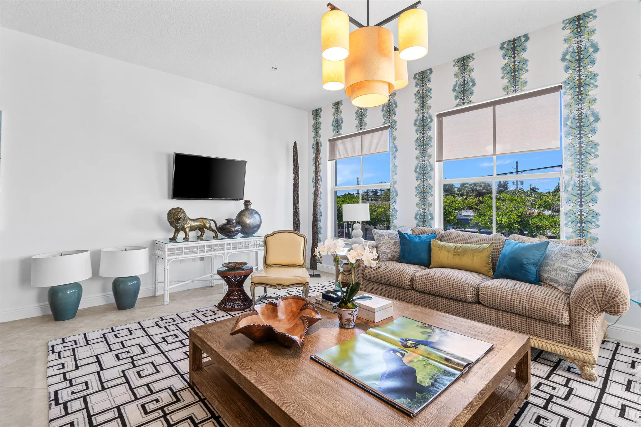3620 S Dixie Highway, #240