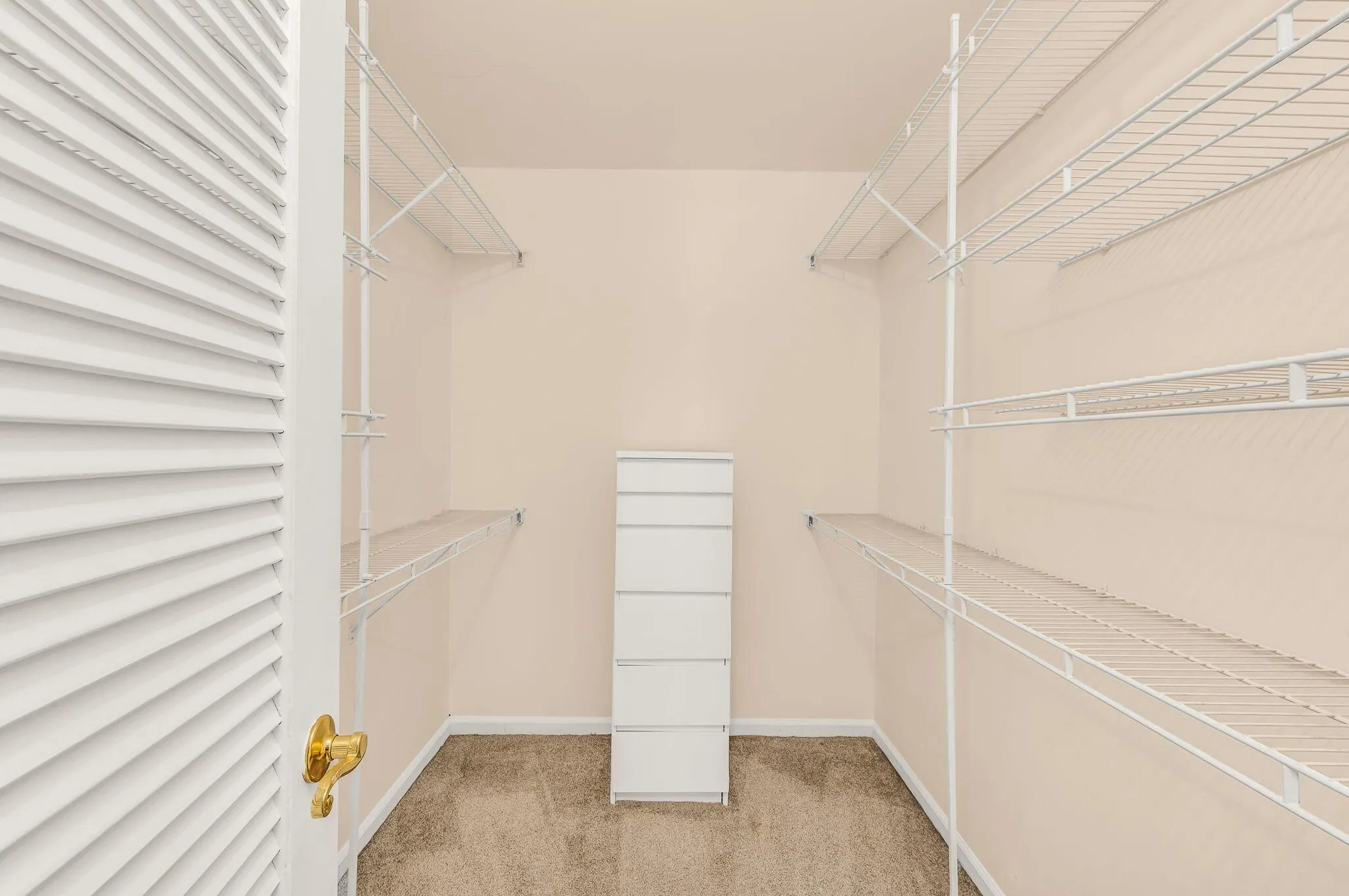 5047 Heatherhill Lane, #4