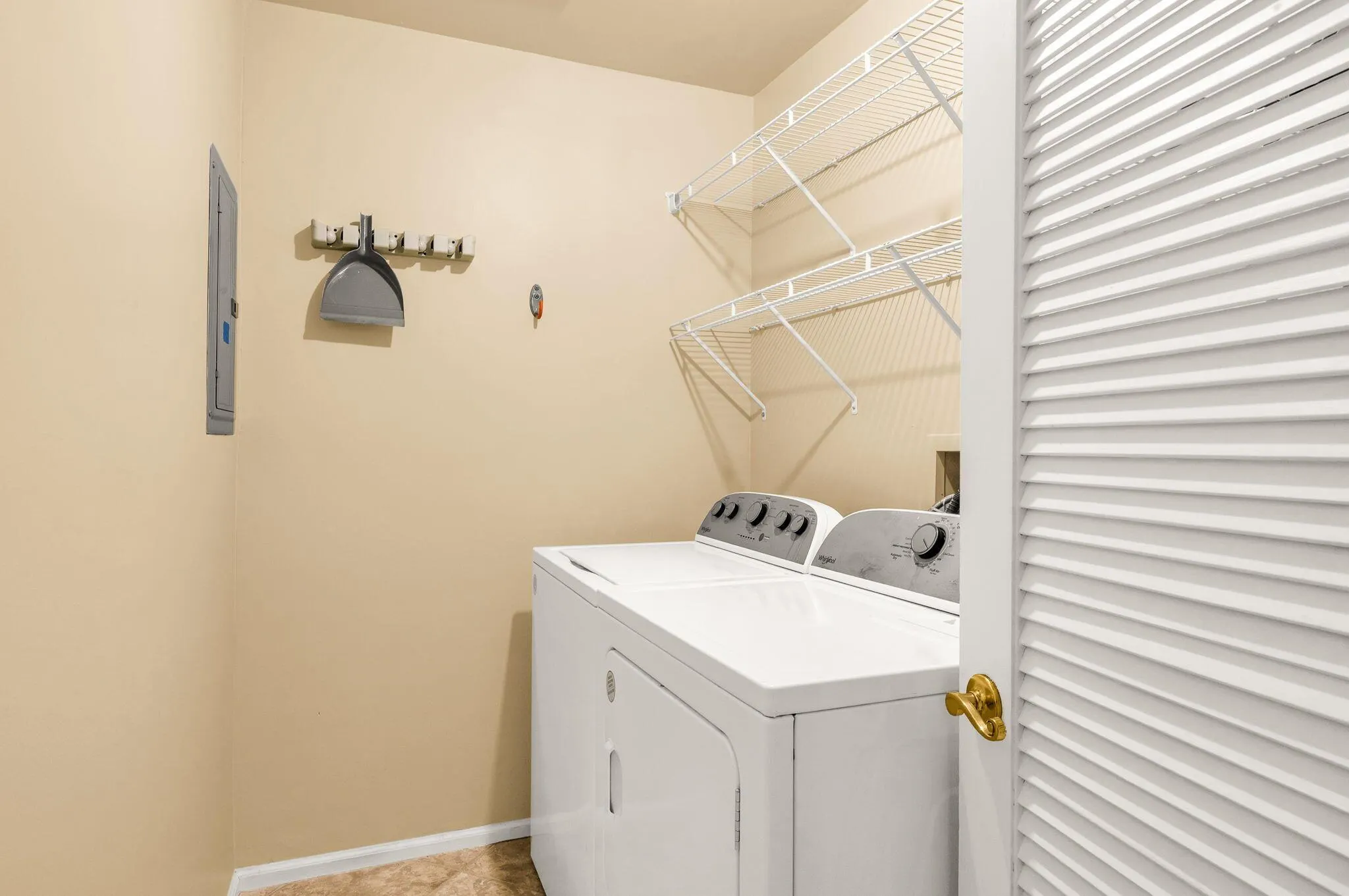 5047 Heatherhill Lane, #4