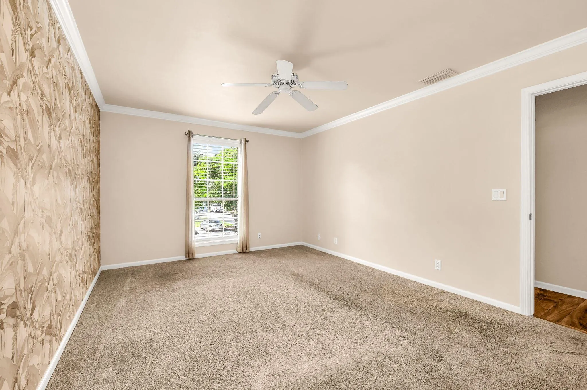5047 Heatherhill Lane, #4