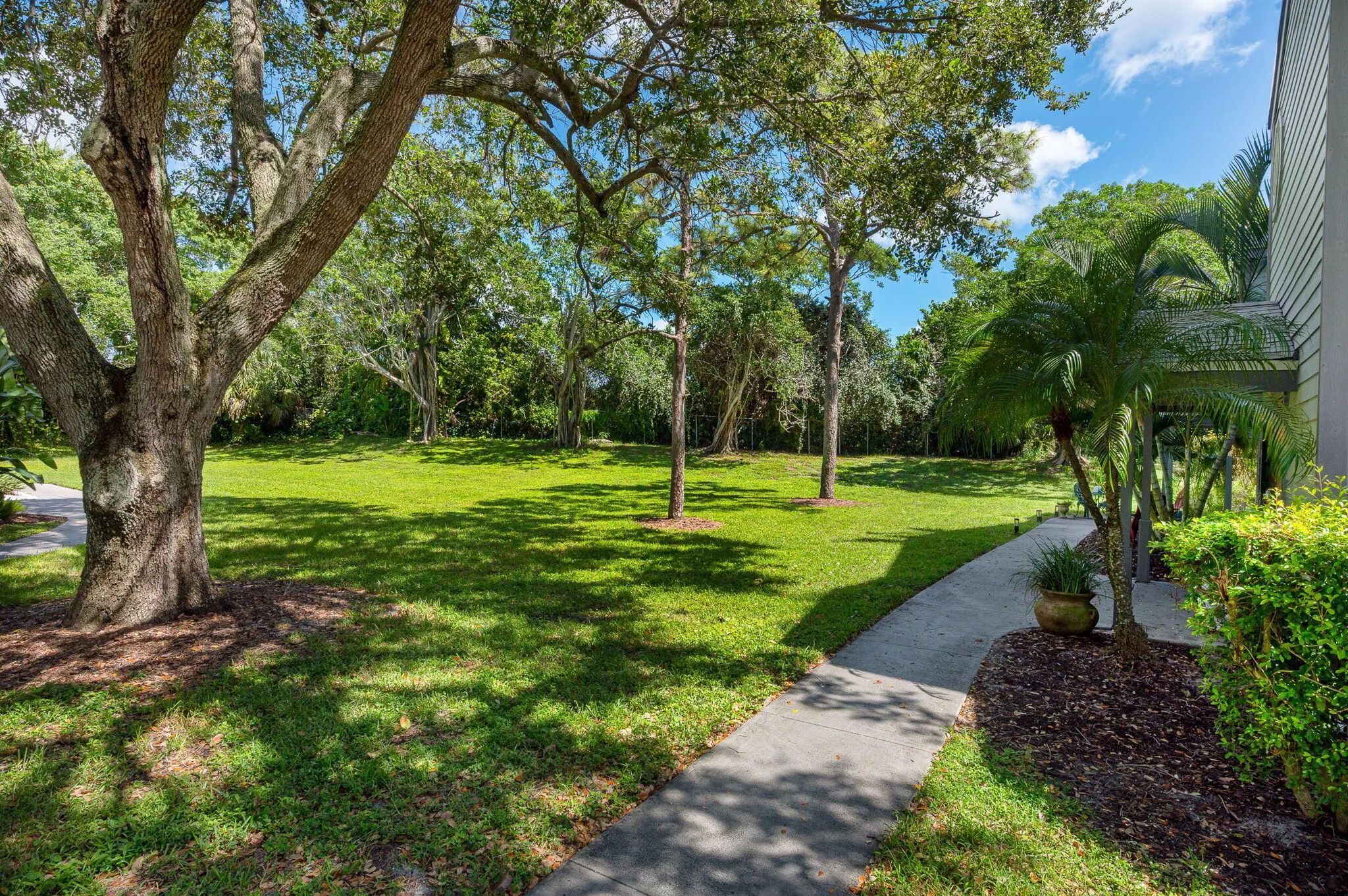 5047 Heatherhill Lane, #4