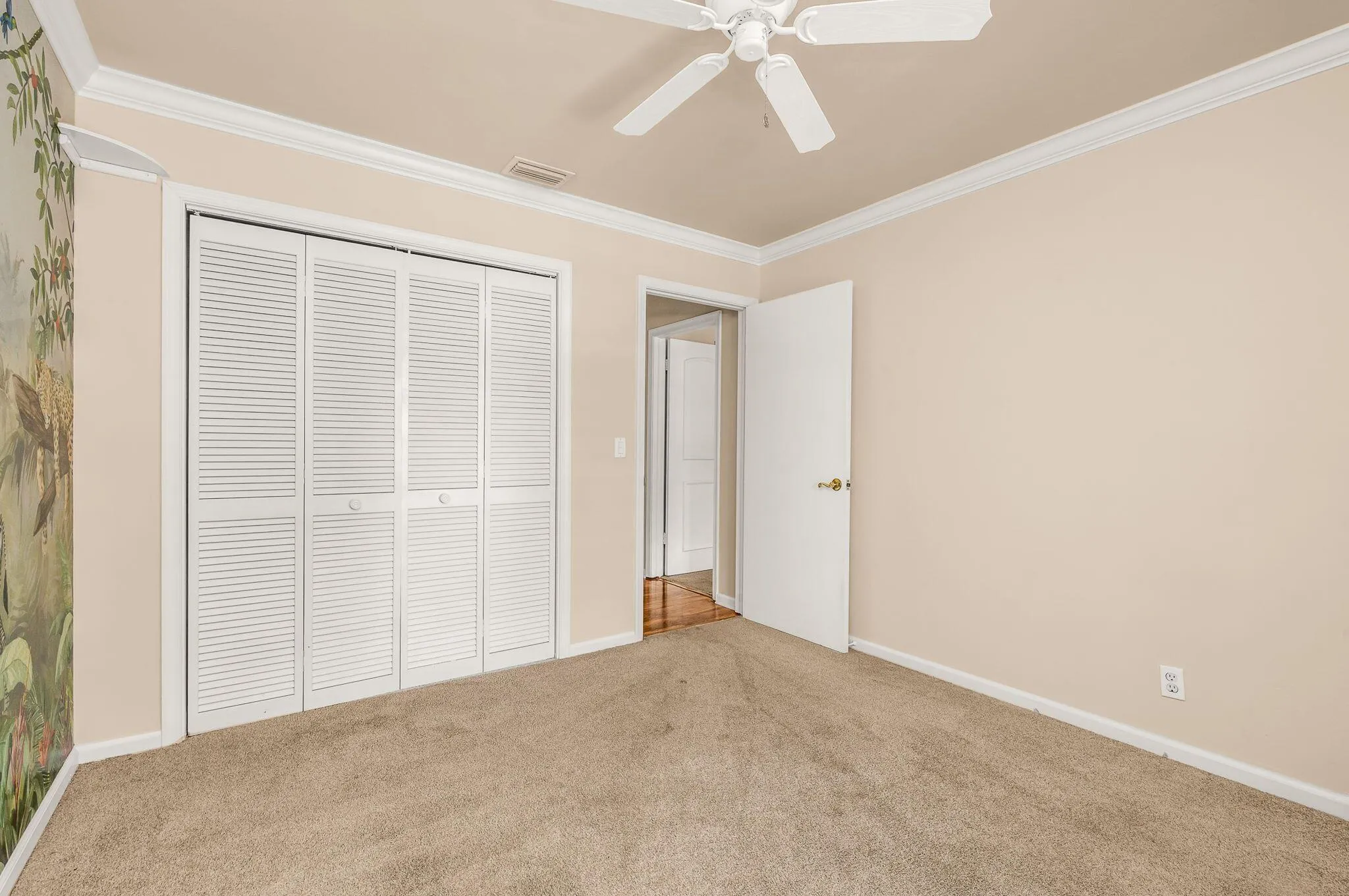 5047 Heatherhill Lane, #4