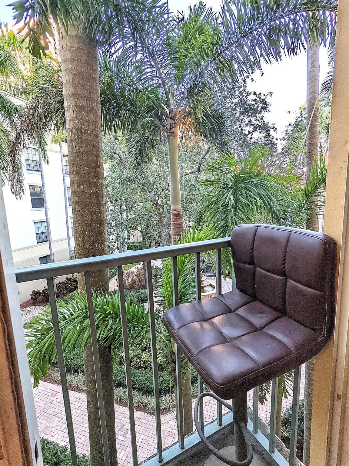 630 S Sapodilla Avenue, #308
