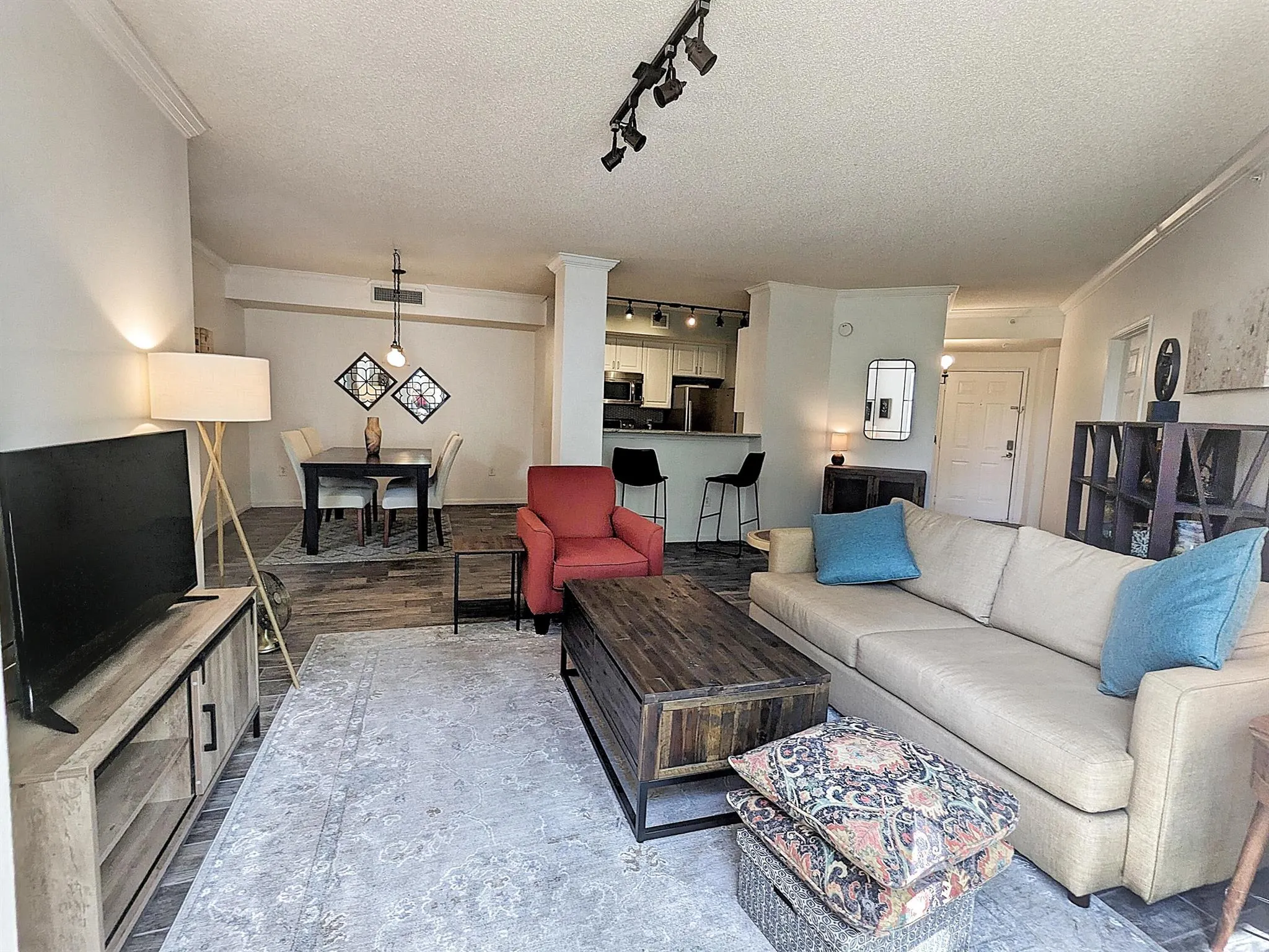 630 S Sapodilla Avenue, #308