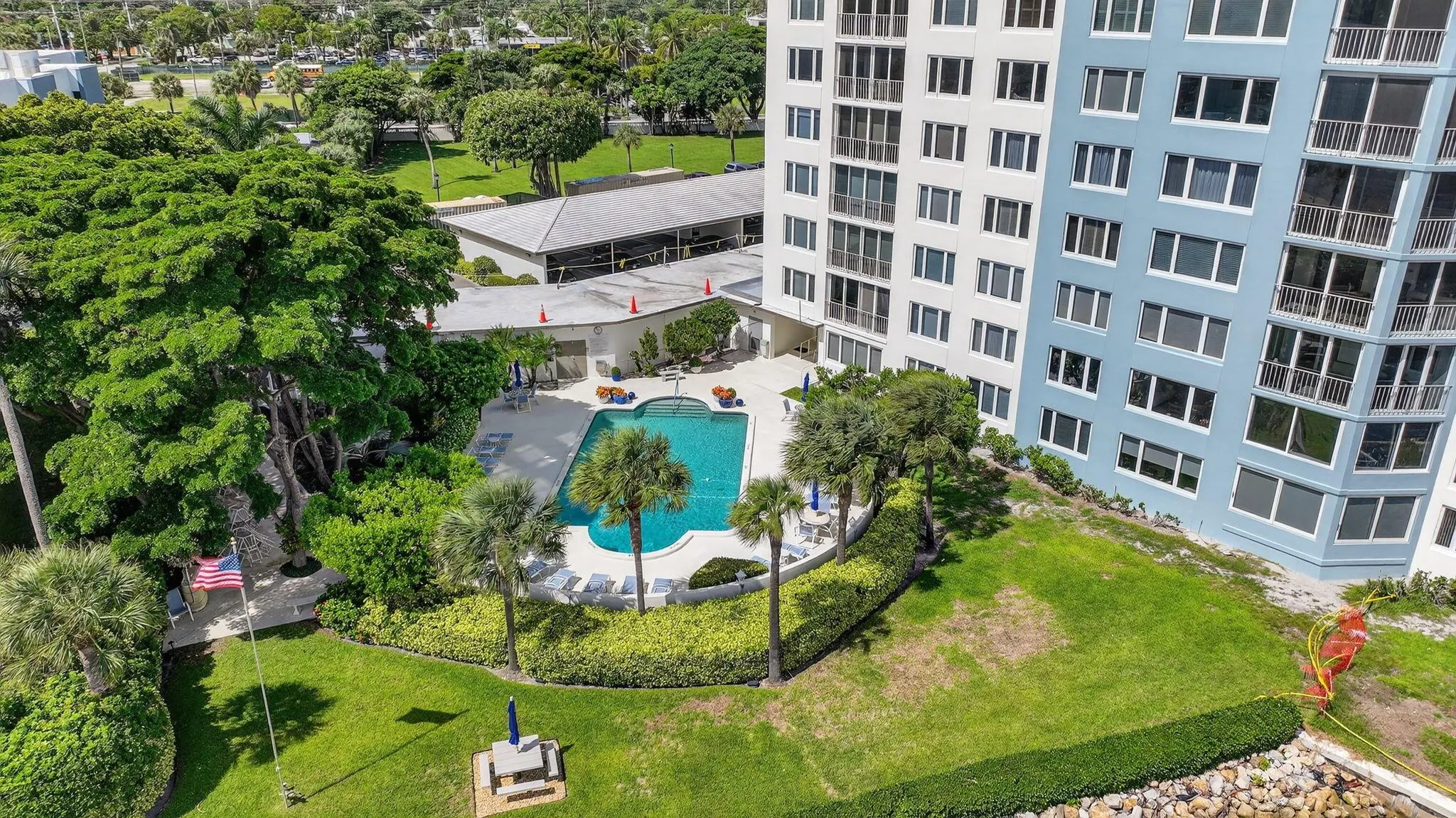 555 SE 6th Avenue, #2-E