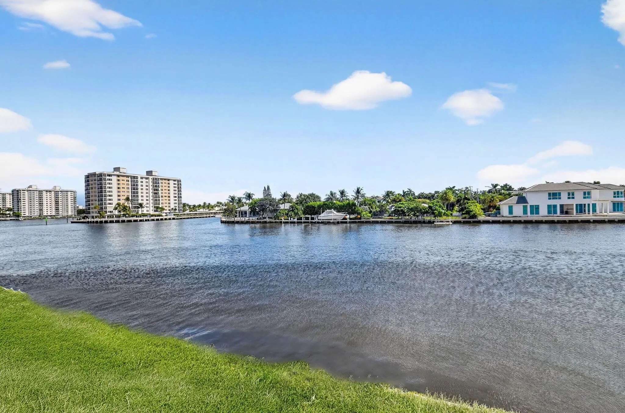 555 SE 6th Avenue, #2-E