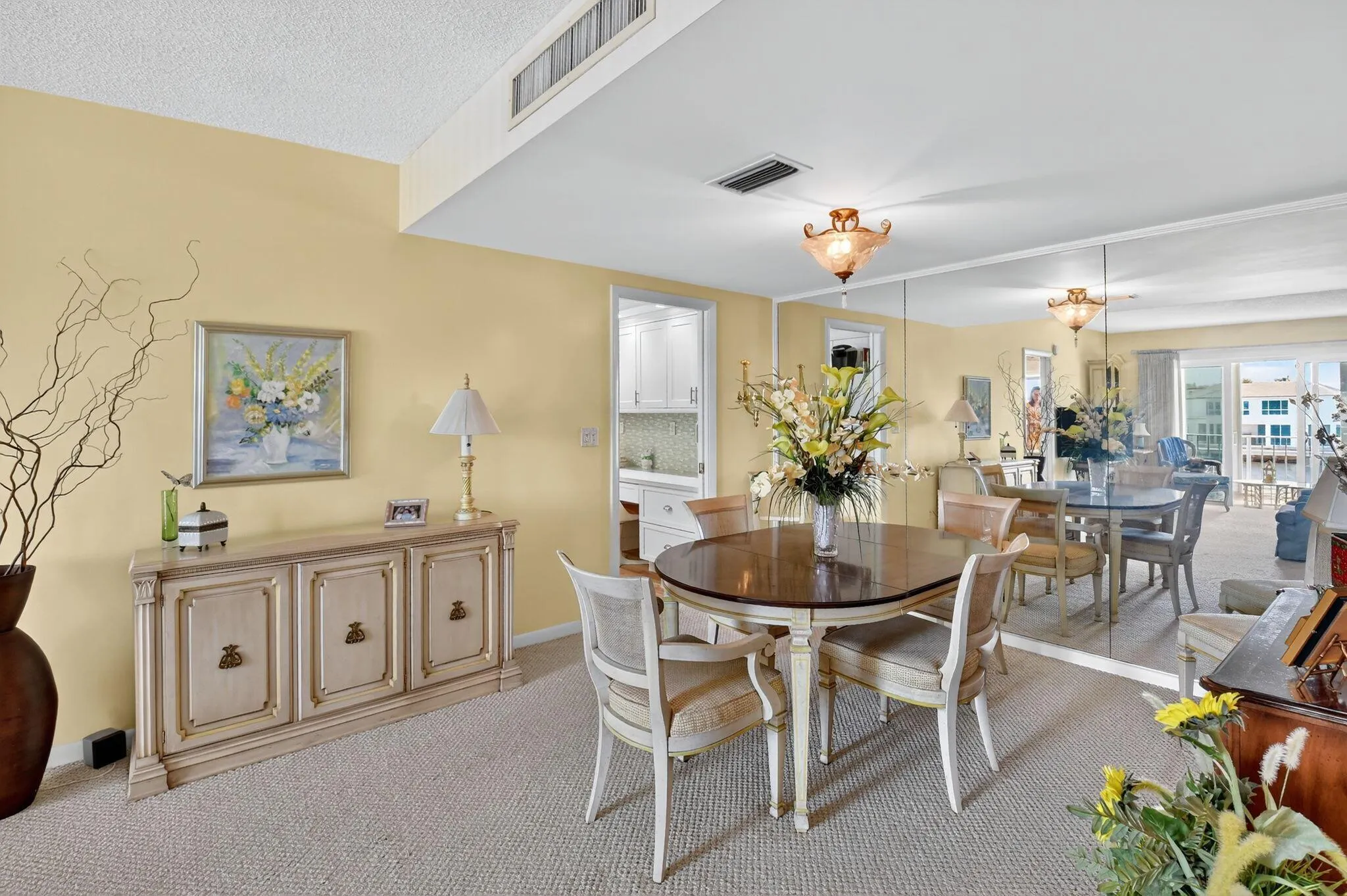 555 SE 6th Avenue, #2-E