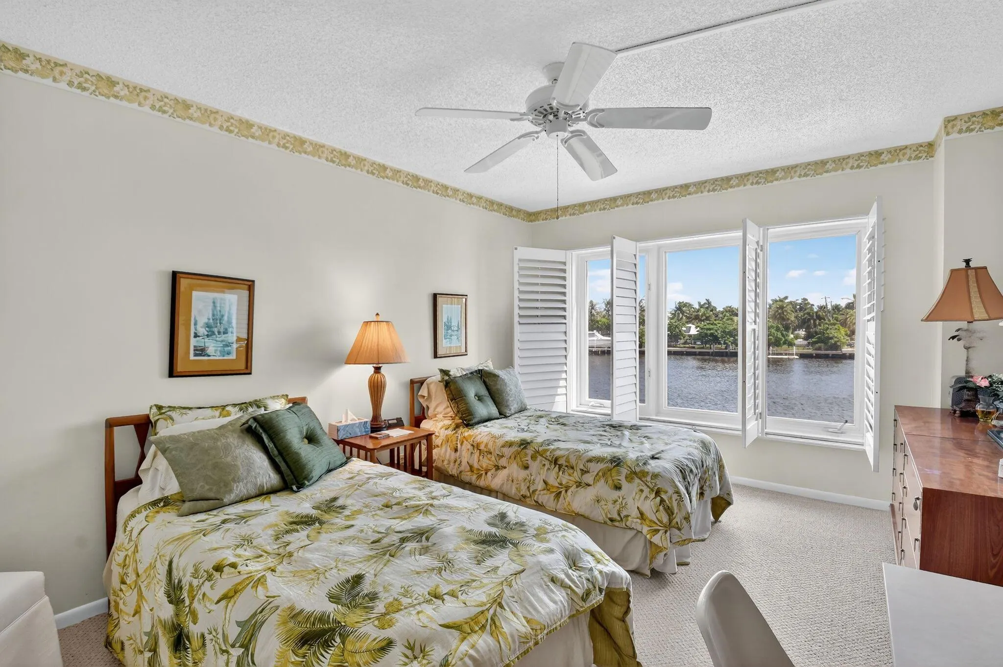555 SE 6th Avenue, #2-E