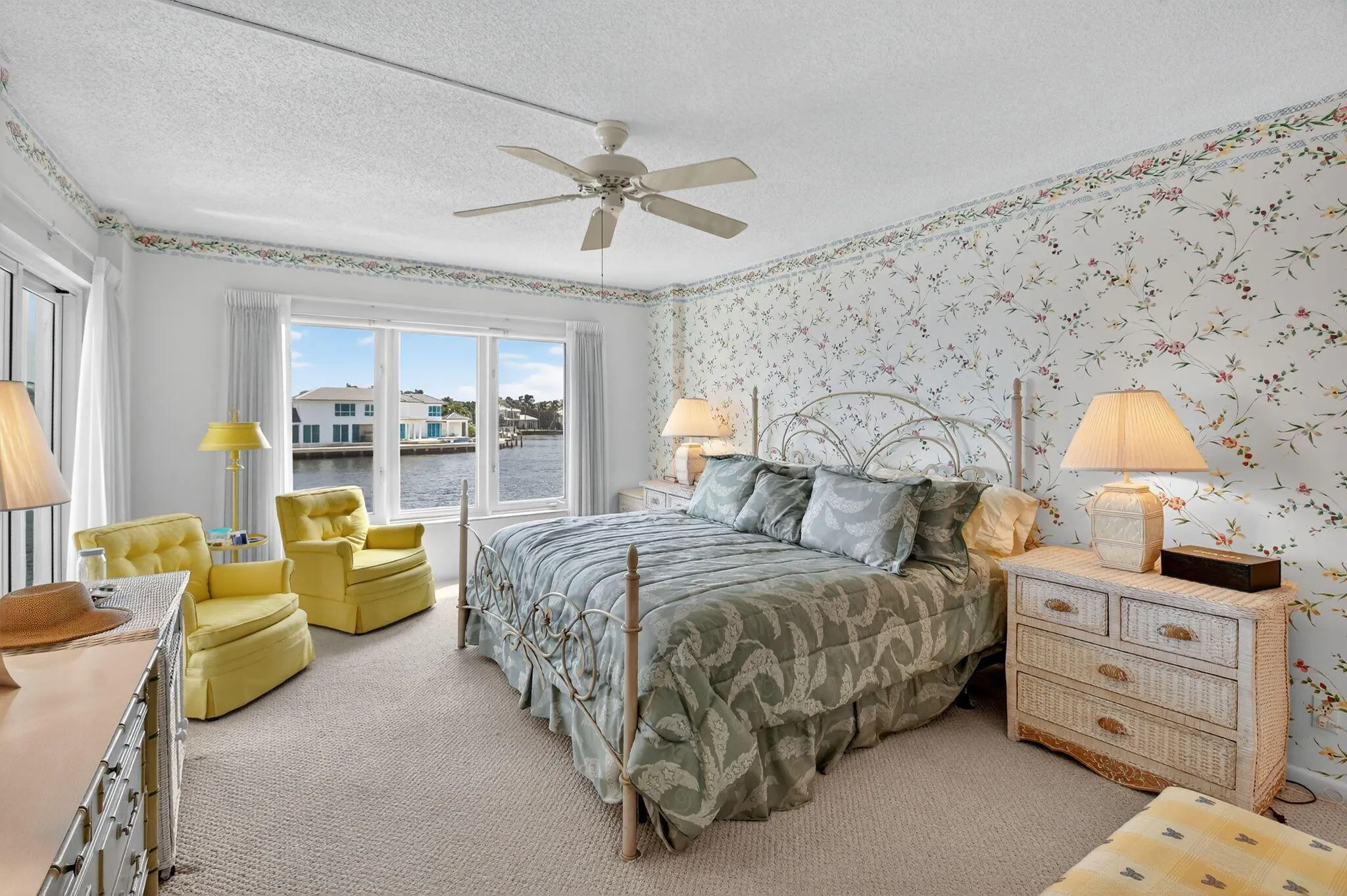 555 SE 6th Avenue, #2-E