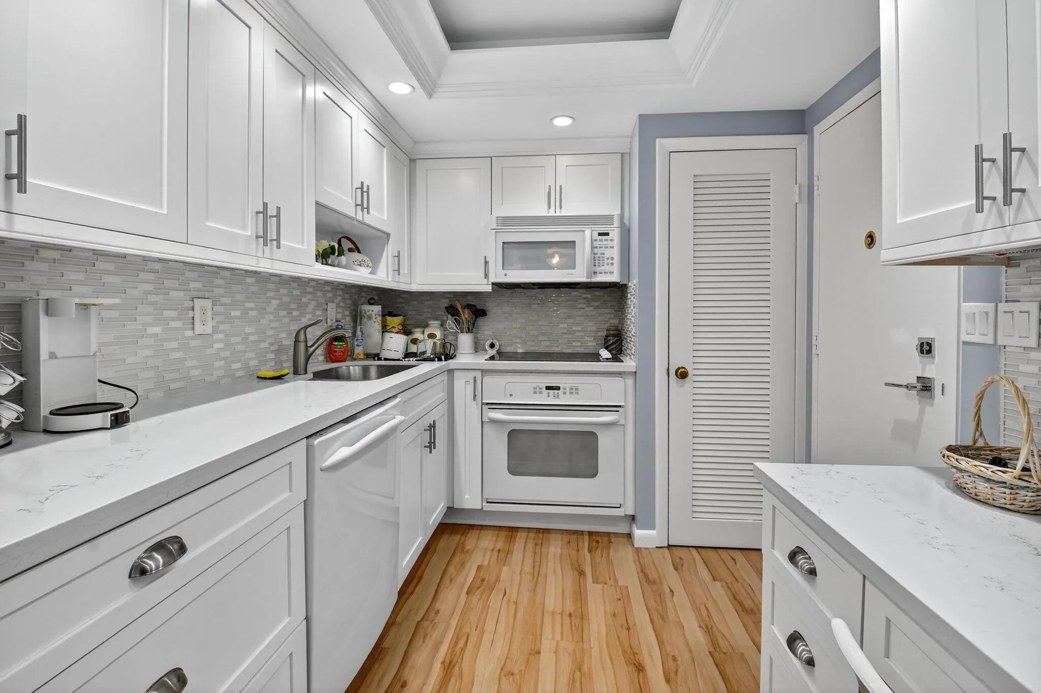 555 SE 6th Avenue, #2-E