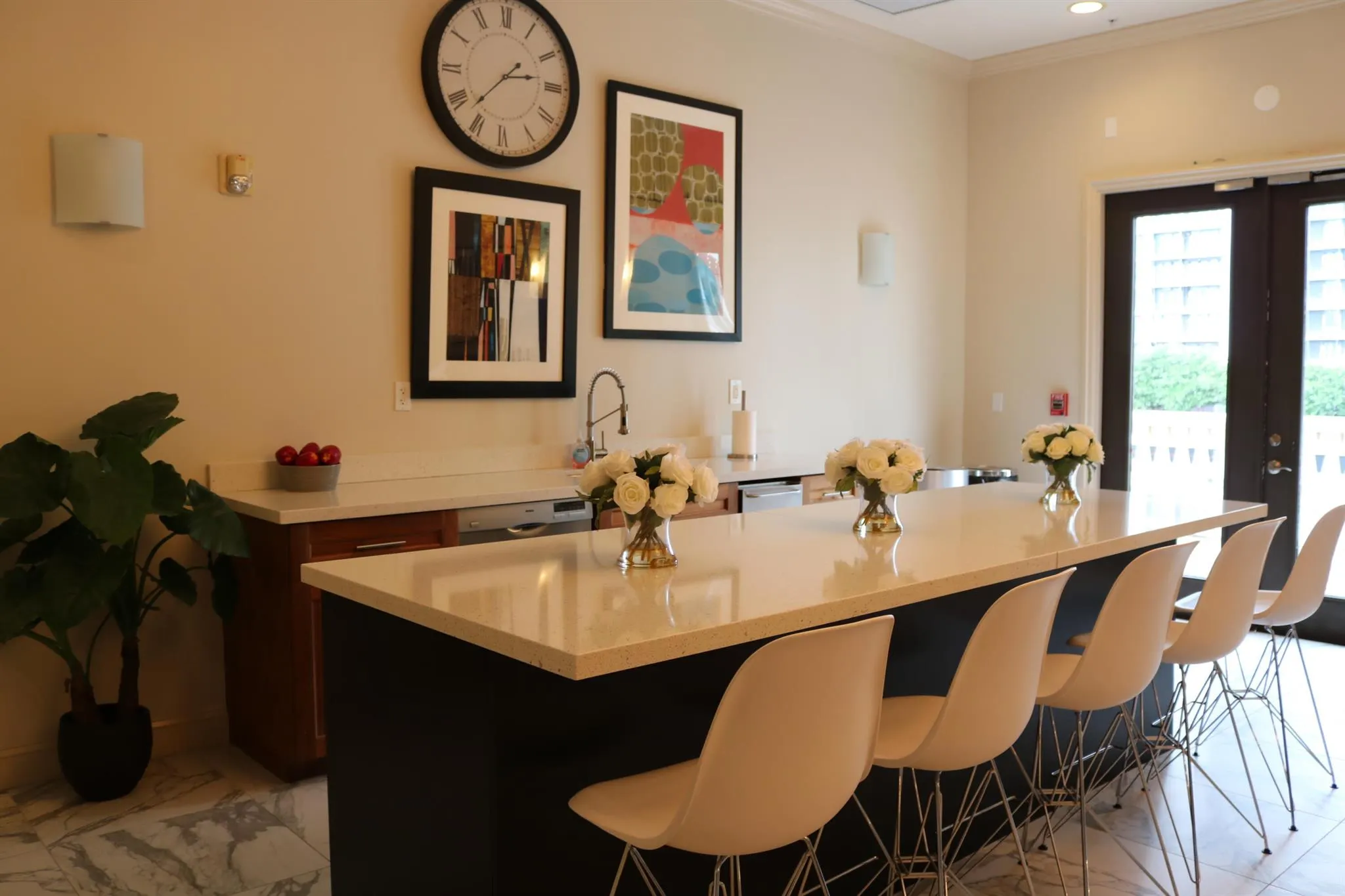 600 S Dixie Highway, #327
