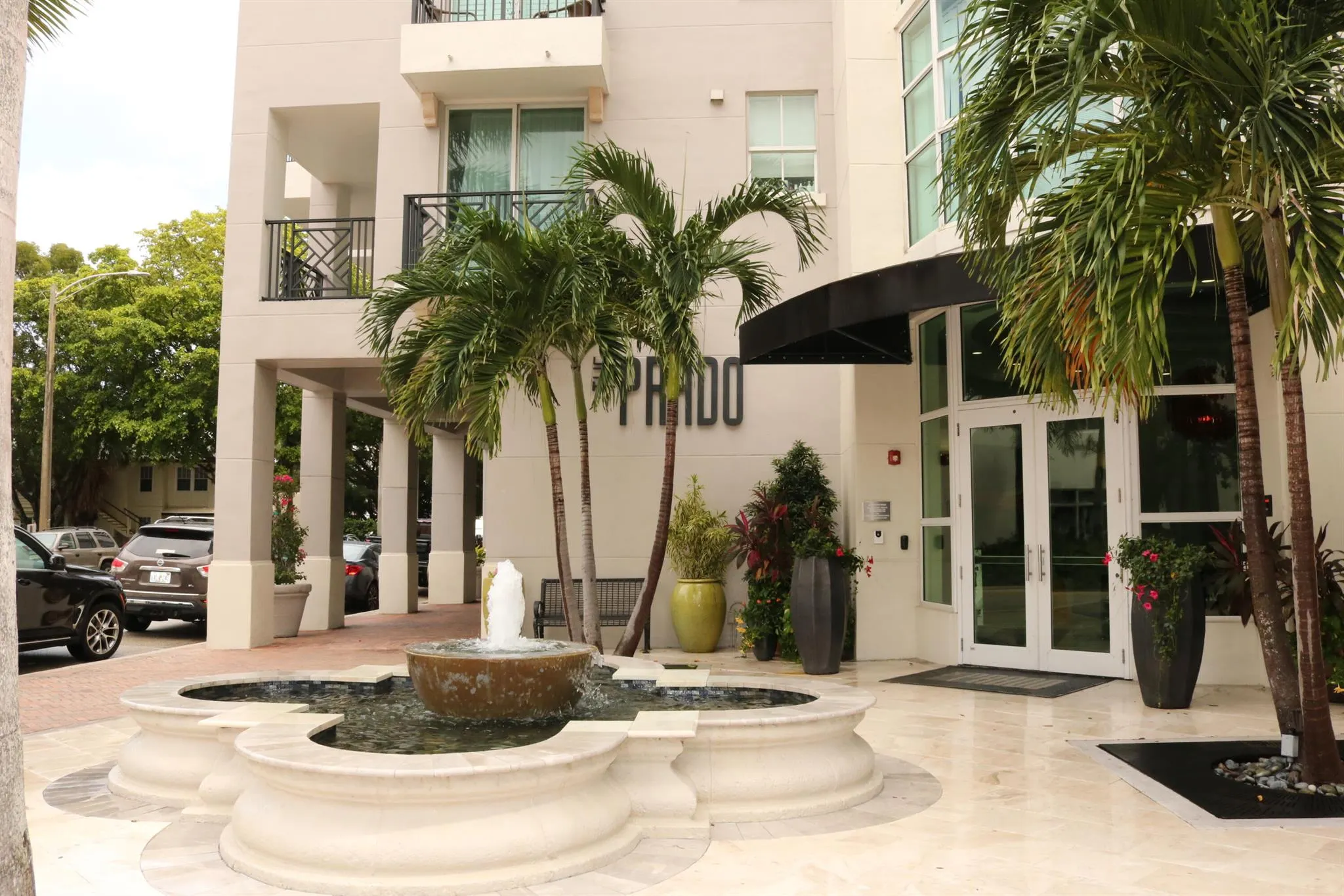 600 S Dixie Highway, #327