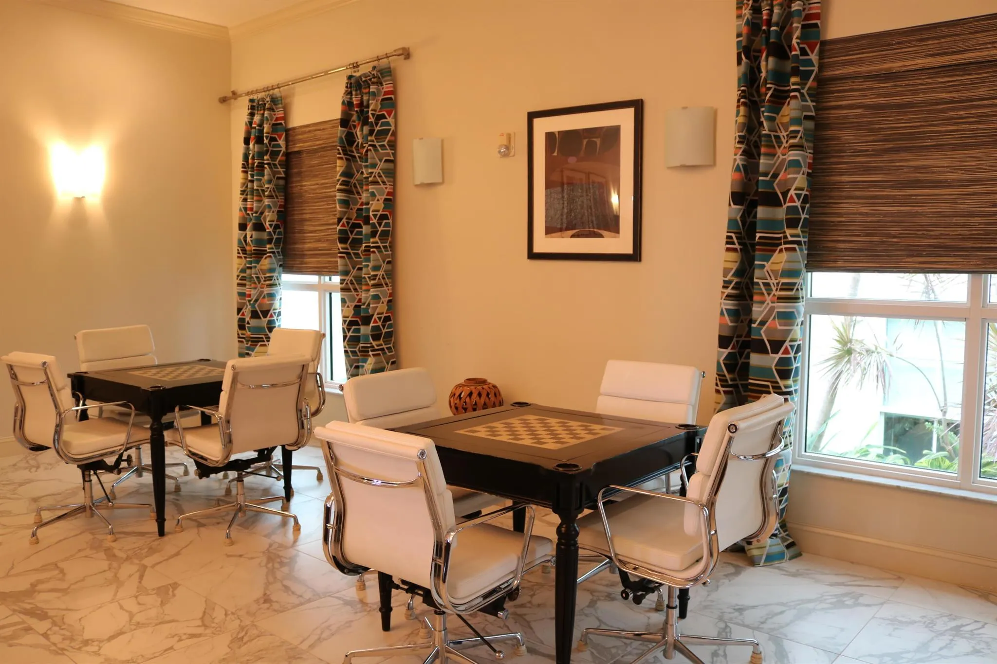 600 S Dixie Highway, #327