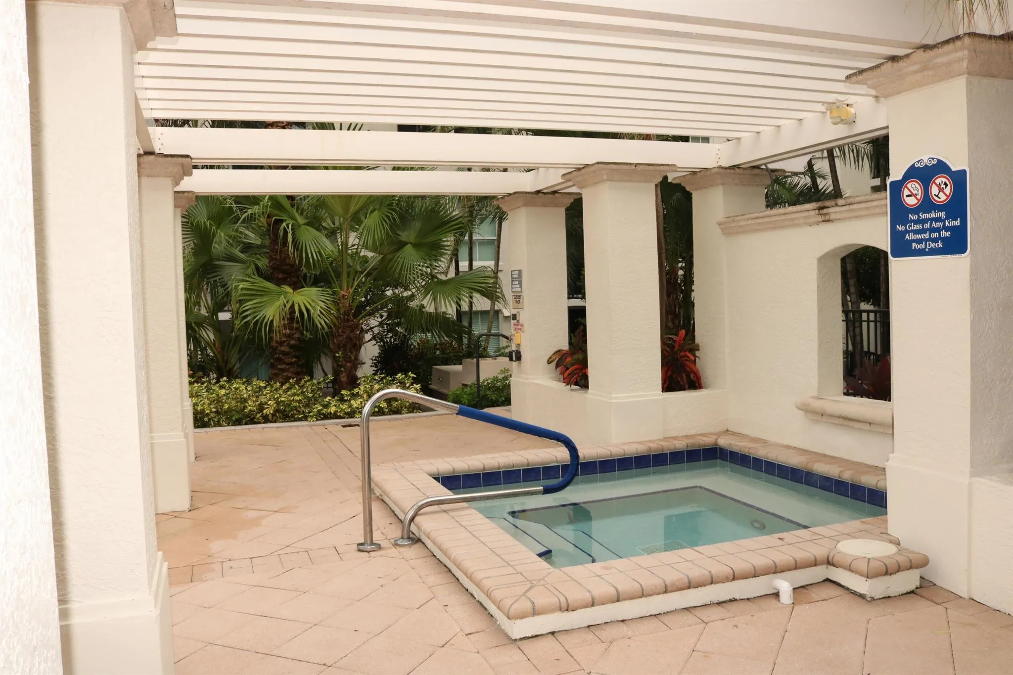 600 S Dixie Highway, #327