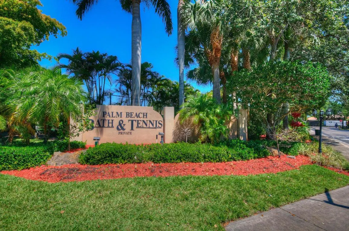 13255 Royale Sabal Court