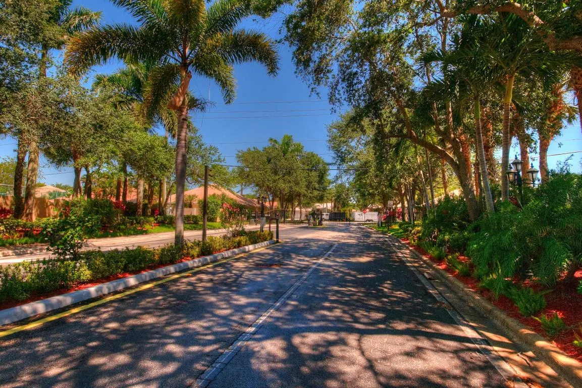 13255 Royale Sabal Court