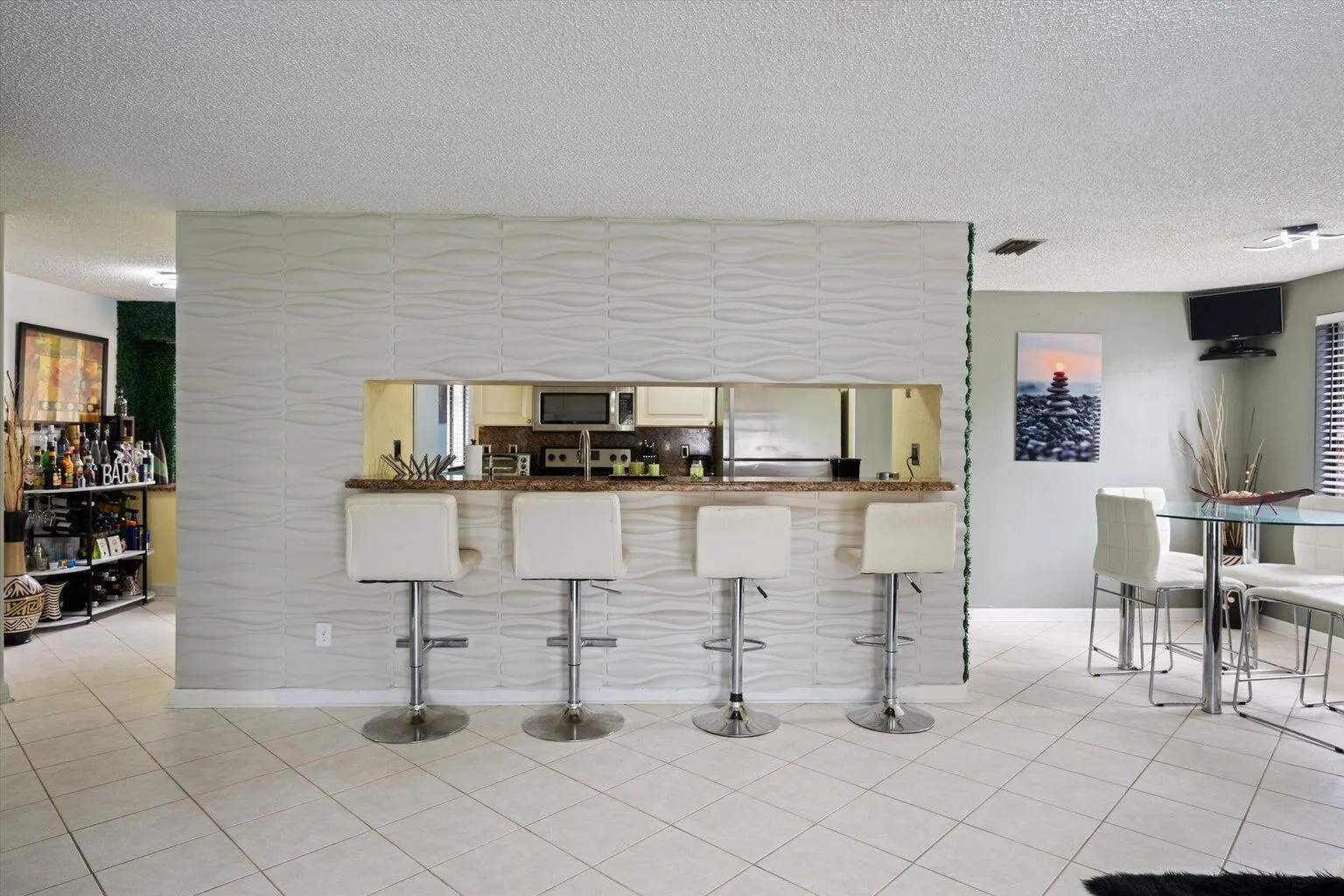1403 Donwoods Lane